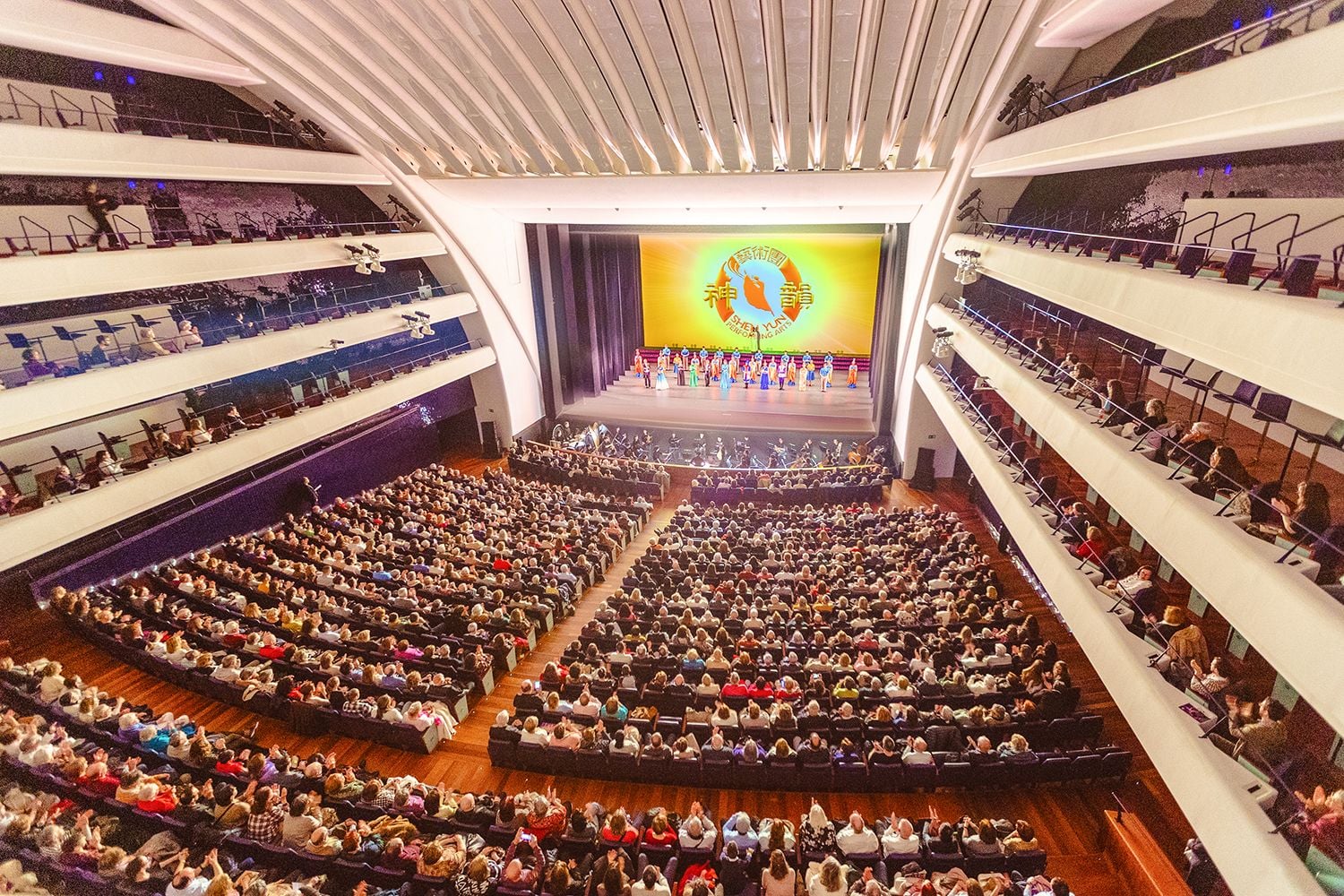 Shen Yun 13