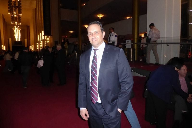 Ông Christopher Carter